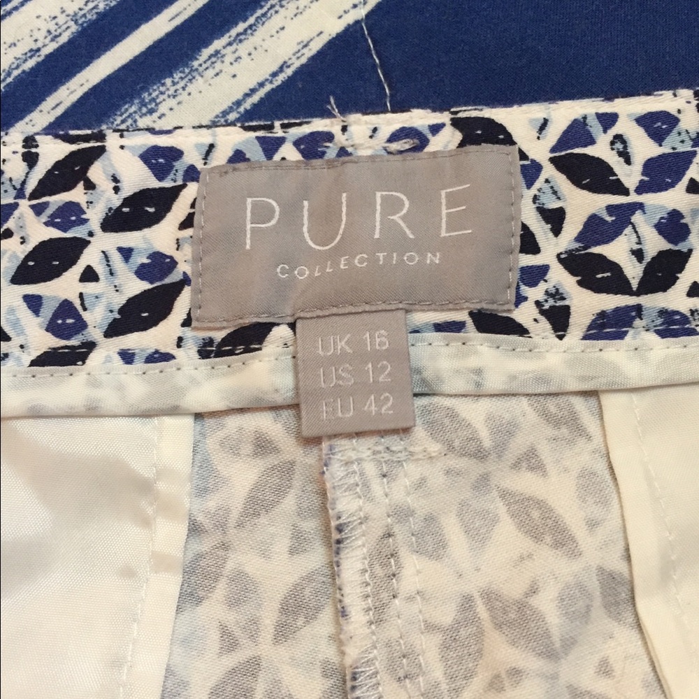 Pure Collection Ankle Pants - Picture 3 of 6